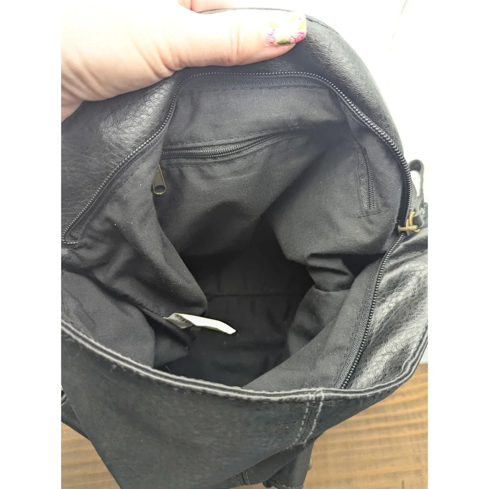 Vintage Black Faux Leather Shoulder Bag Purse with Buckled Pockets‎ Trendy